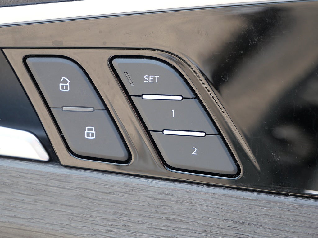 2024 Audi A4 Sedan quattro S line Prem Plus 45 TFSI