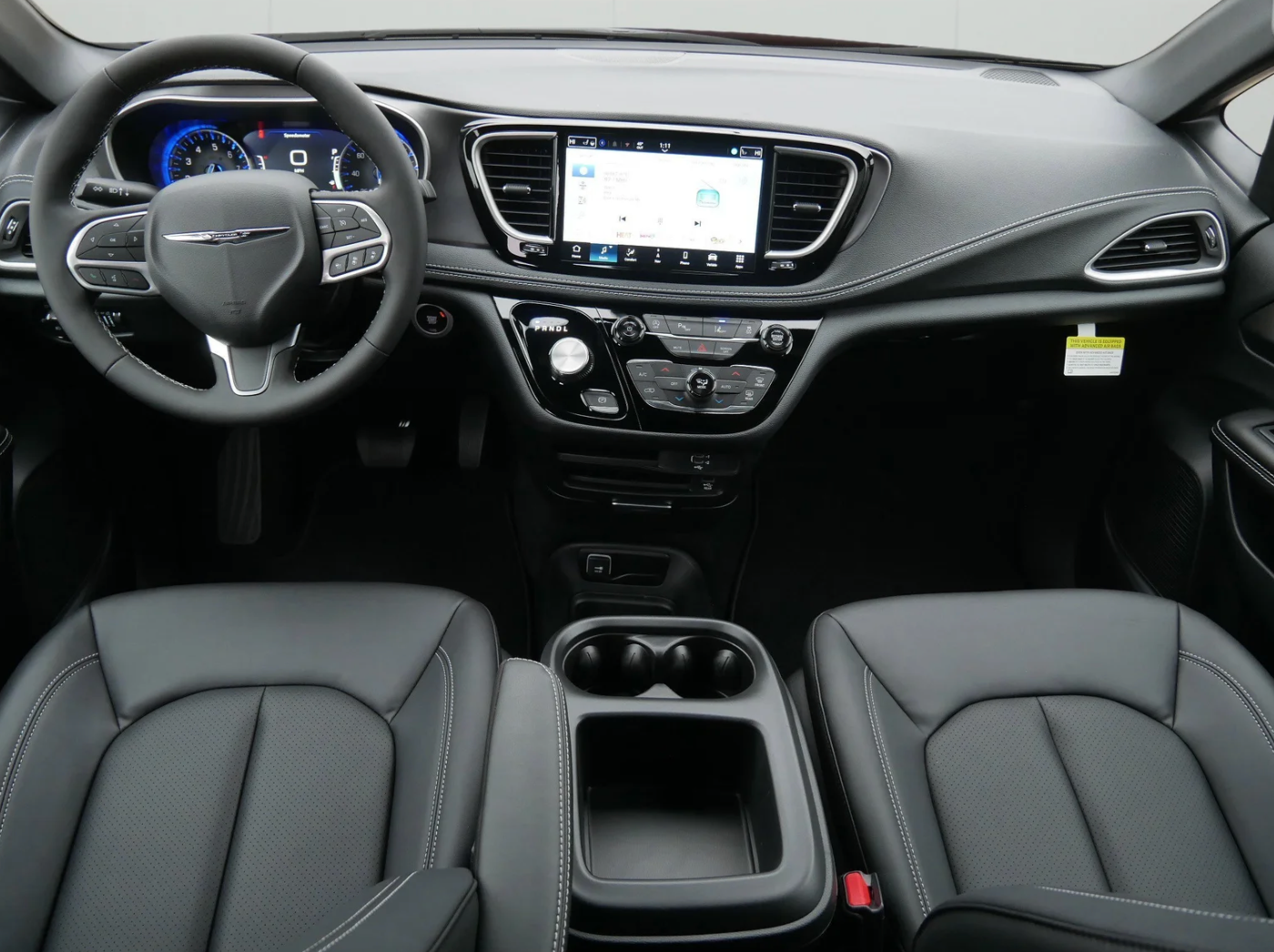 2026 Chrysler Pacifica Interior Technology | House Chrysler Red Wing MN