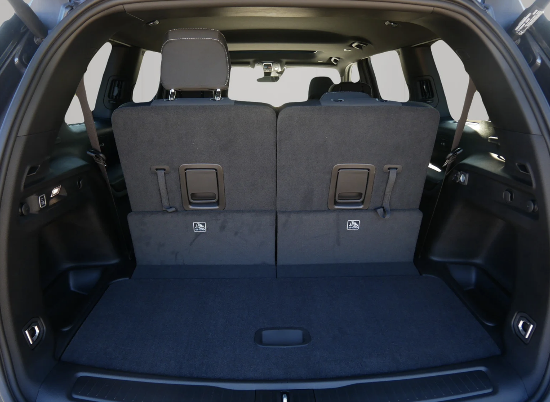 2026 Jeep Grand Cherokee interior trunk space