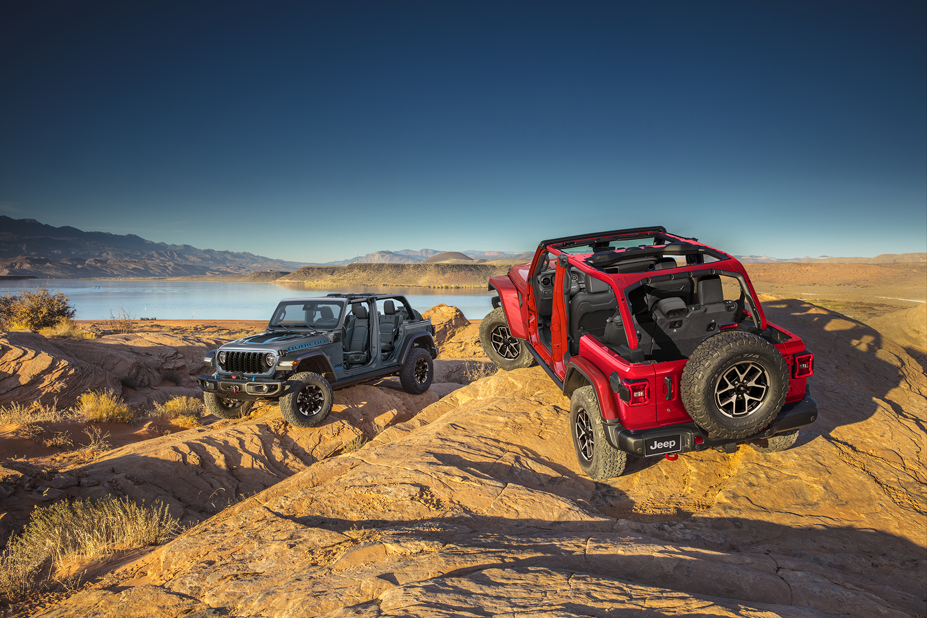 two 2025 Jeeps